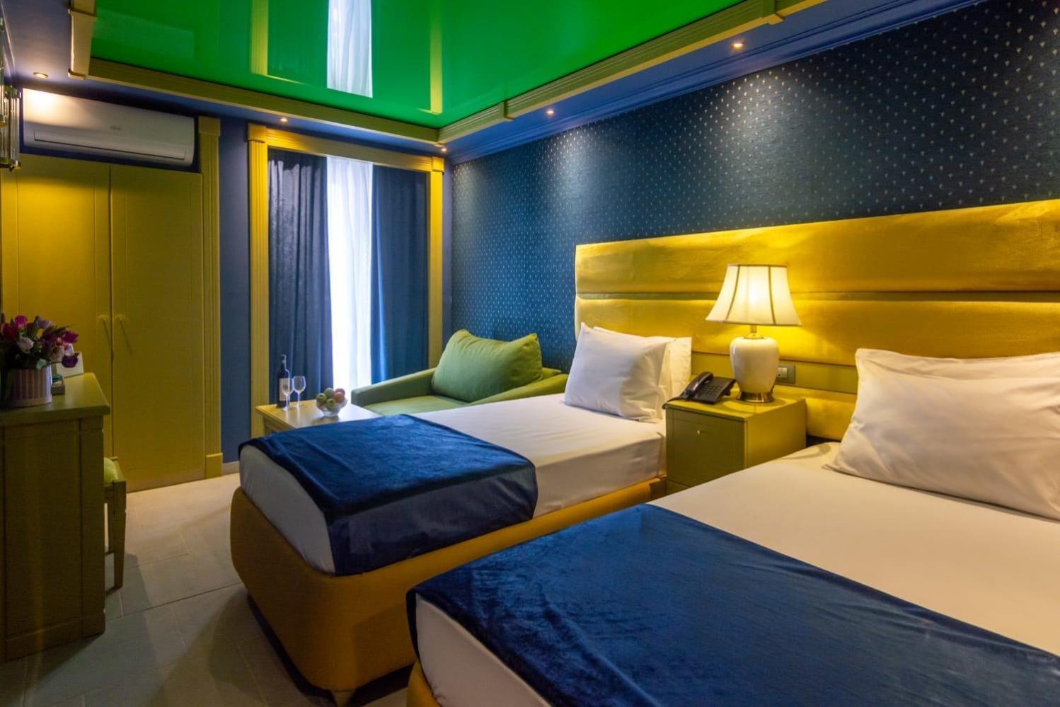 Hotel Craiova By Phoenicia Blue View Olimp Exteriör bild