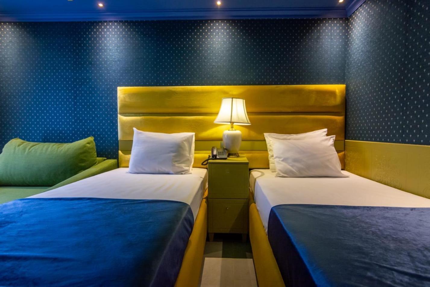 Hotel Craiova By Phoenicia Blue View Olimp Exteriör bild