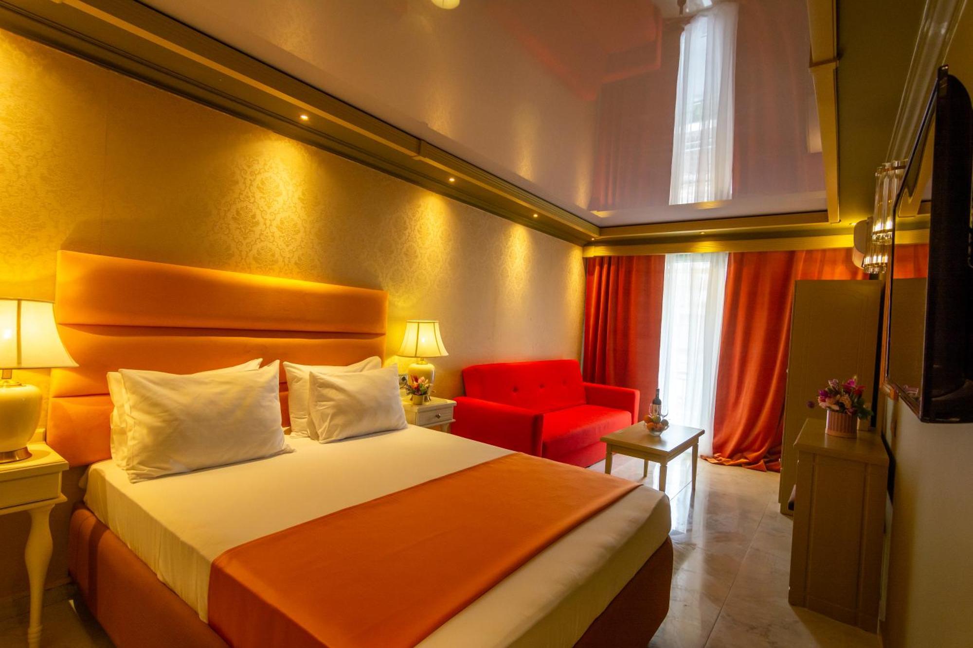 Hotel Craiova By Phoenicia Blue View Olimp Rum bild